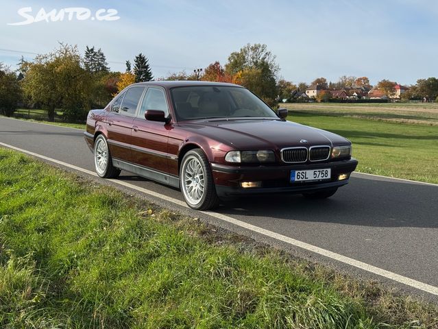BMW Řada 7
